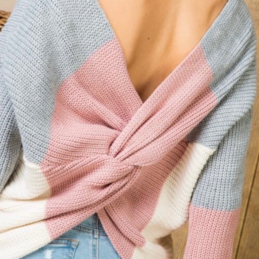 Color Block Twist Back Sweater - Picture 3 of 8